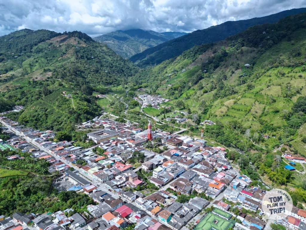 Town Pijao zona cafetera Colombia - Drone (1)