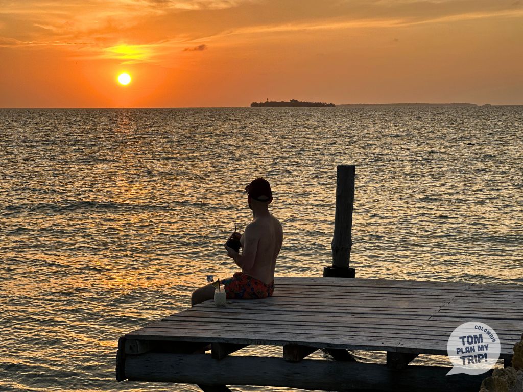 Carey - Baru - Eastern Caribbean Coast - Colombia - Beach Sunset Tom