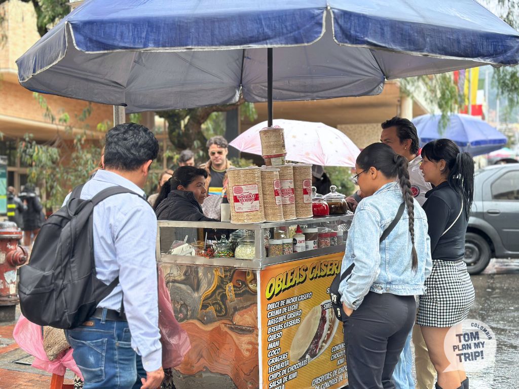 Food tour + Walking City Tour Bogota and around - Obleas Food (1)